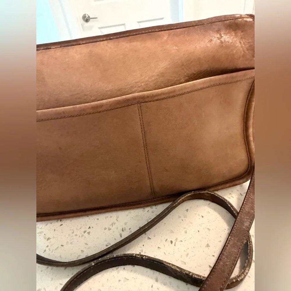 Vintage Coach Leather Bag Brown – Made in USA - Picture 2 of 16